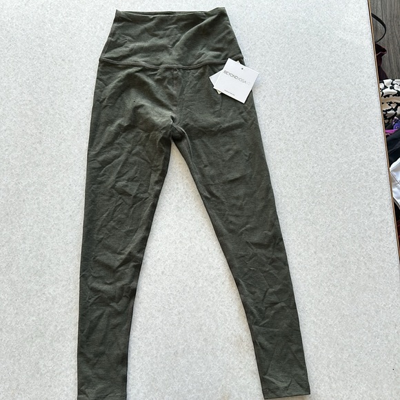 NWT Beyond Yoga SPACEDYE High waisted leggings pant SIZE SMALL IN HUNTER GREEN. - Picture 2 of 8